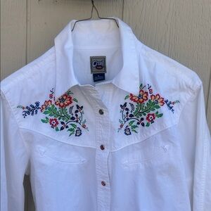Cruel Girl Floral Embroidery Pearl Snap Western/Rodeo Shirt